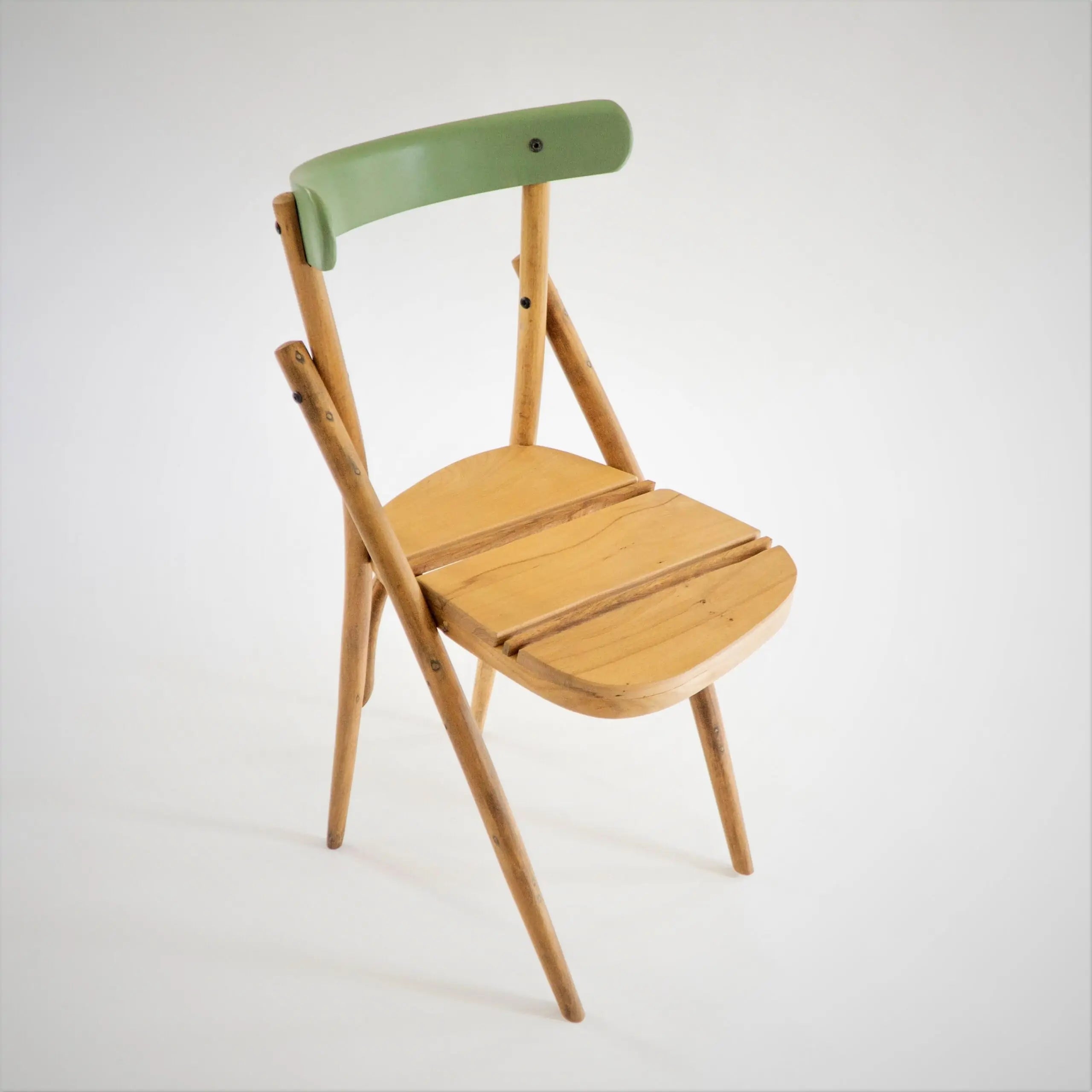 Green Line Chair 3