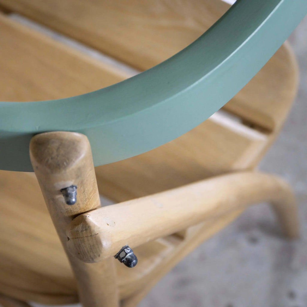 Green Line Chair 4