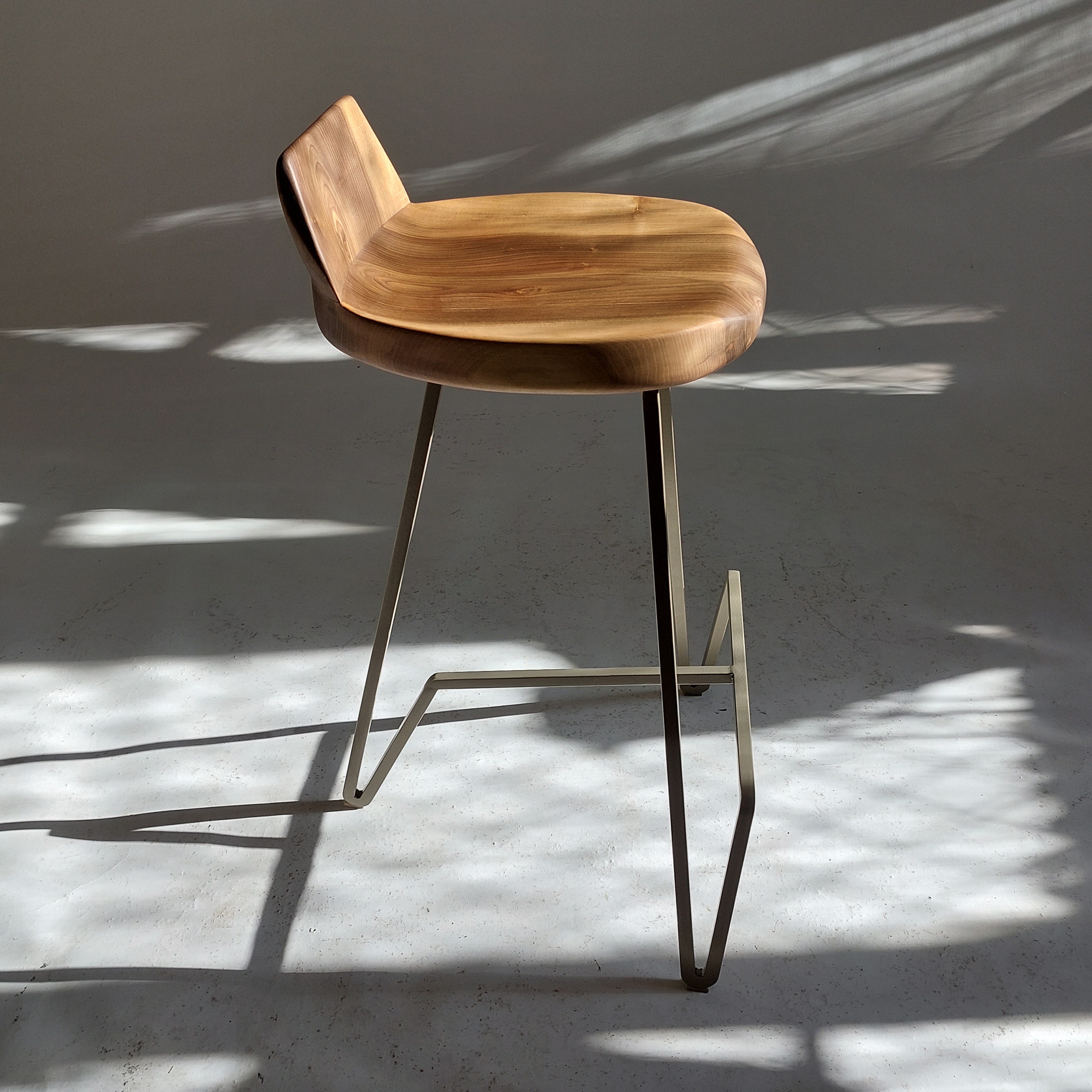 Walnut Bar Stool - Backrest Edition