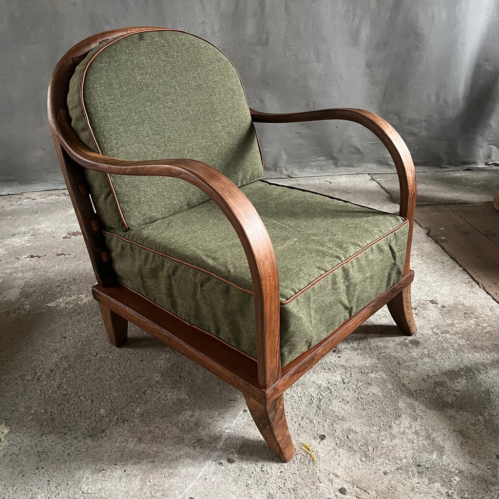 Belt Armchair & Ottoman – 70s Base