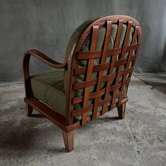 ✨ Introducing Belt Arm Chair! ✨ Crafted from a vintage 60’s walnut base, this unique piece features a backrest made from ten hand-cut and dyed leather belts, combining style with sustainability. 🪑With soft cushions for ultimate comfort.  #punktworkshop #upcycle #woodcarving #upcycledfurniture #interiordesigner #woodrecycling #chairs #handcrafted #woodwork #uniquepieces  #furnituredesign #interiordesign #design #art #reuse #artisan #artobject #functionalart #woodart #collectibledesign #craftmanship #woodworkingskills #MichelangeloFoundation #HomoFaberGuide #HomoFaber #ExperienceExellence